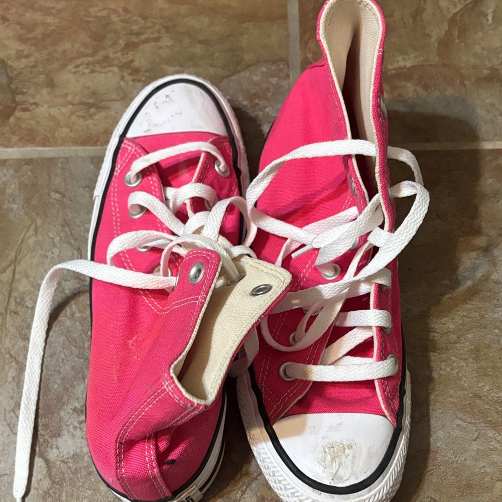 Converse Chuck Taylor Pink Canvas High-Tops